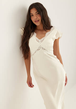 bubbleroom-occasion-lace-satin-maxi-dress-cream_2