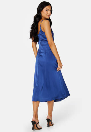 Marion Waterfall Midi dress