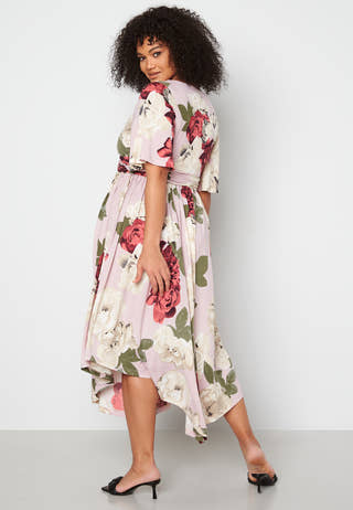 Valeria Butterfly Sleeve Dress