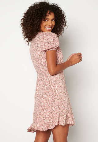 Patrinia wrap dress