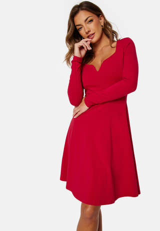 Square V-neck L/S Skater Dress