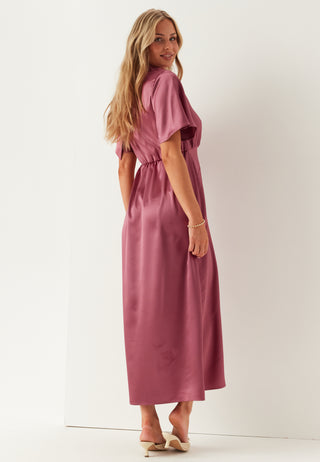 bubbleroom-satin-scarf-maxi-dress-dark-pink_4
