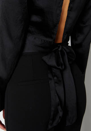 Skyla ruched bow blouse