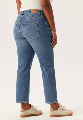 Slim Ankle Jeans