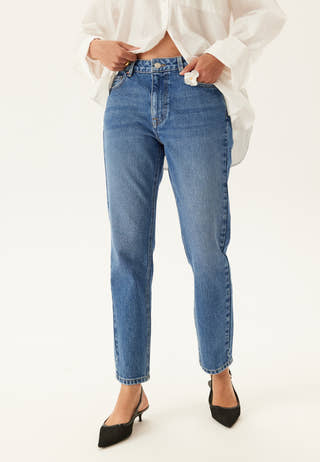 Slim Ankle Jeans