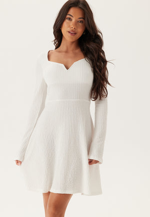 Bubbleroom Structured V-neck Skater Dress Best price White Bubbleroom Structured V-neck Skater Dress Best price White