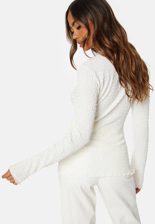Synthia structure top