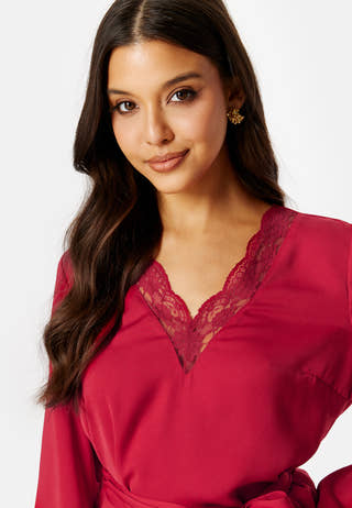 Vallie lace dress