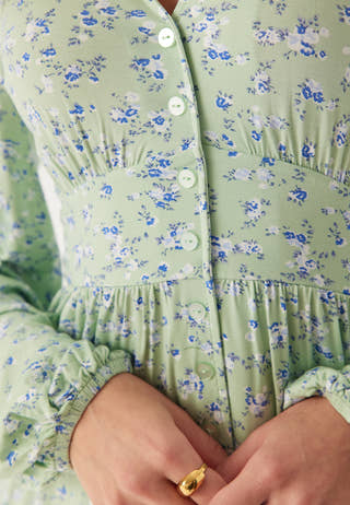 Soft Midi Button Volume Sleeve Dress