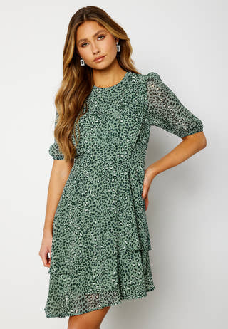 Wyomia dress