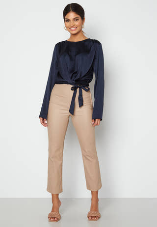 Yasmin short tie blouse