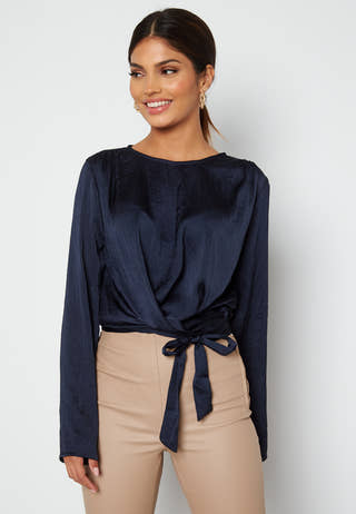 Yasmin short tie blouse