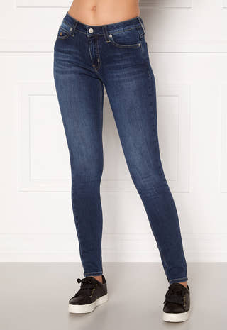 CKJ 011 Mid Rise Skinny