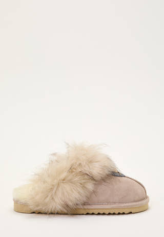 Edmonton Fluffy Slippers
