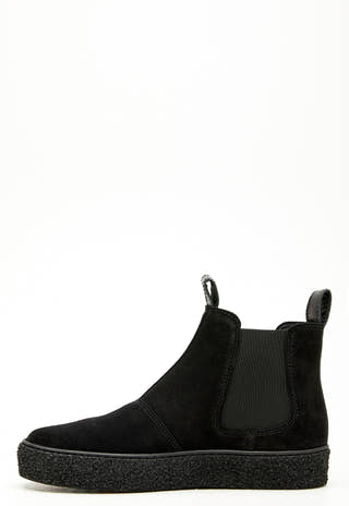 Mount Verm Shoes