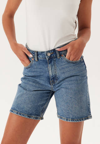 Arch Shorts