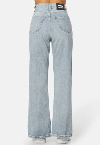 Echo Front Slit