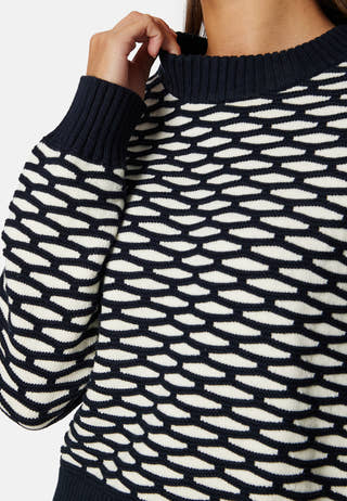 Intarsia C-Neck Sweater