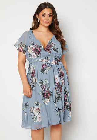 Floral Flutter Sleeve Midi Curve Dress