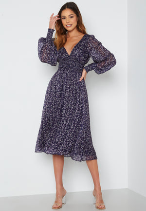 Ditsy Long Sleeve Shirred Midi Dress