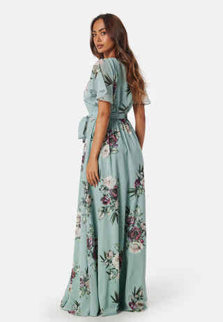 Flutter Floral Maxi Dress