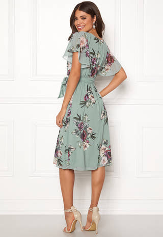 Flutter Floral Midi Dress