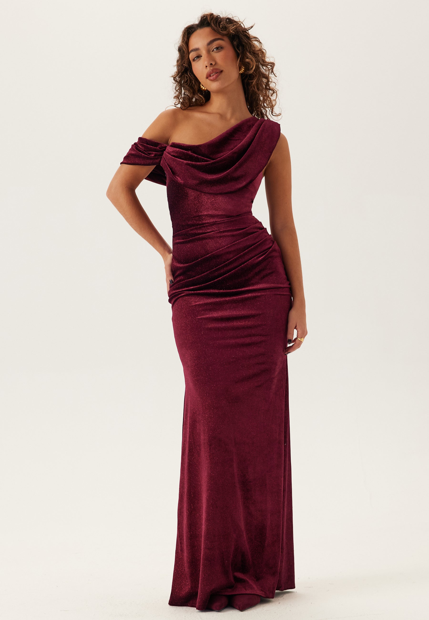 Goddiva Glitter Velvet One Shoulder Maxi Dress Bridesmaid dresses Red Goddiva Glitter Velvet One Shoulder Maxi Dress Bridesmaid dresses Red