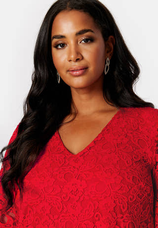 Belinda lace dress