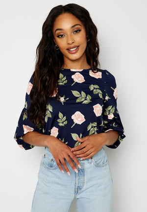 Blenda puff sleeve top