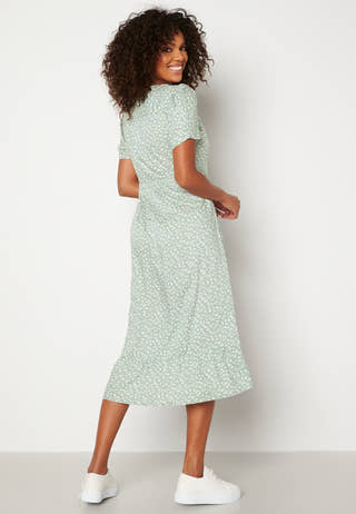 Evie puff sleeve wrap dress