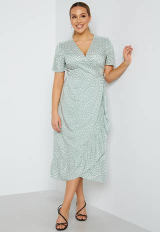 Evie puff sleeve wrap dress
