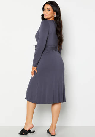 Katrine wrap dress