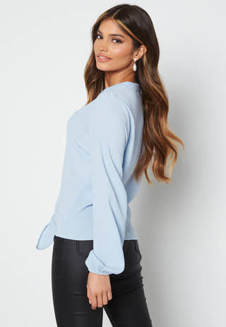 Lina knot blouse
