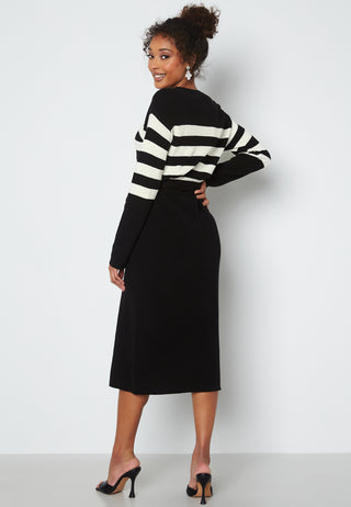 Striped O-neck  Knitted Dress