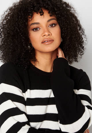 Striped O-neck  Knitted Sweater