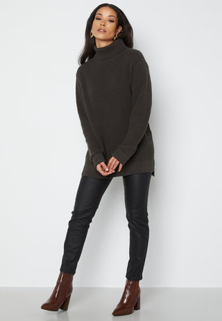 Lucy turtle neck sweater