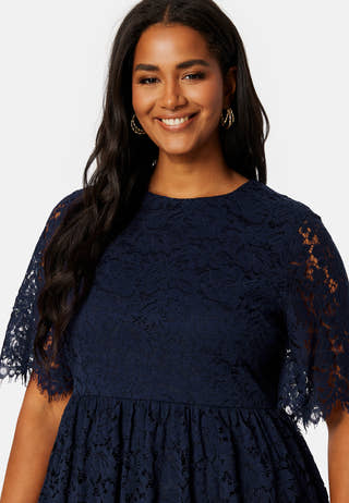 Mandie lace dress