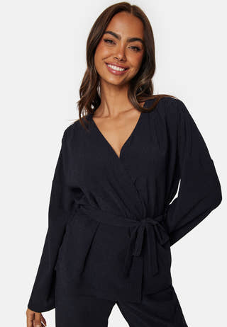 Structure Wrap Top
