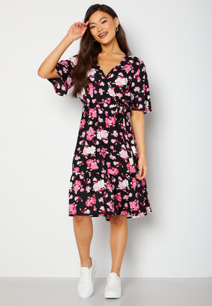Reina wrap dress