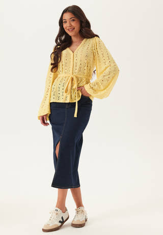 Soft Broderie Anglaise Top