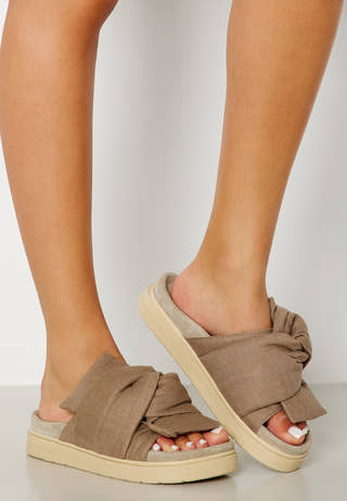 Slipper Knot Lino