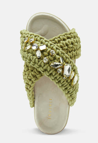 Slipper Woven Stones