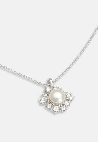 Emily Pearl Necklace