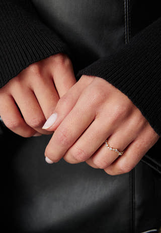 Petite Capella Ring