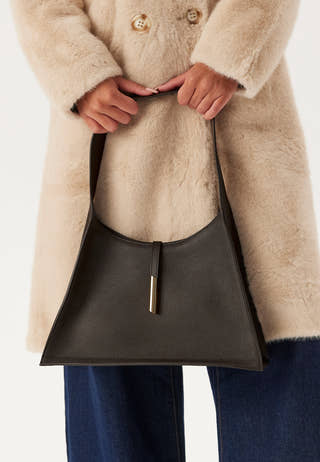 Pointy Shoulder Bag