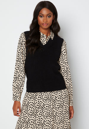 Malena S/L knit waistcoat