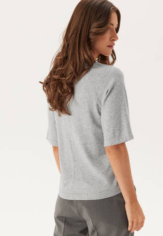 Objthess 2/4 LO V-NECK KNIT