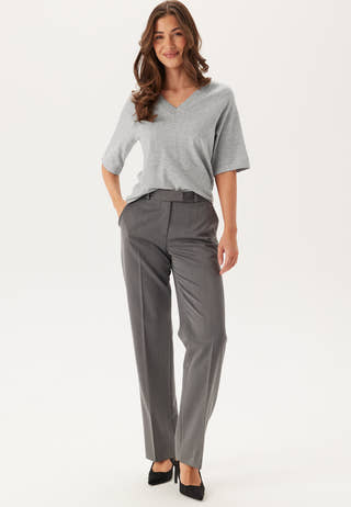 Objthess 2/4 LO V-NECK KNIT