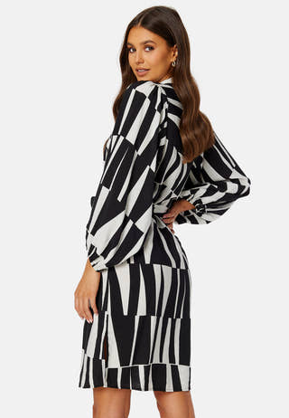 Taro 3/4 Dress