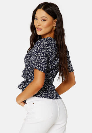 Carly S/S Wrap Short Top